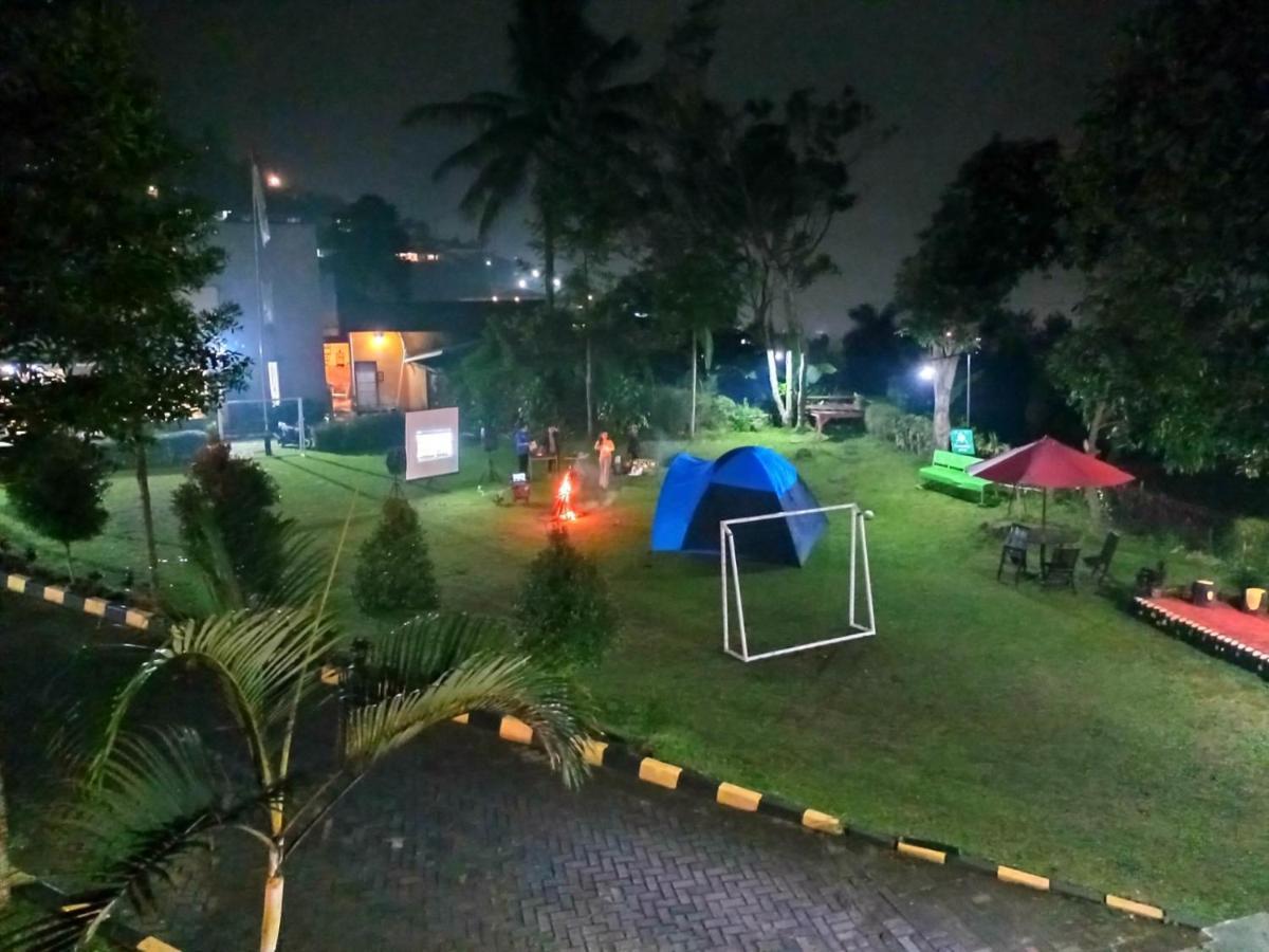 Alfa Resort Hotel And Conference Puncak Extérieur photo