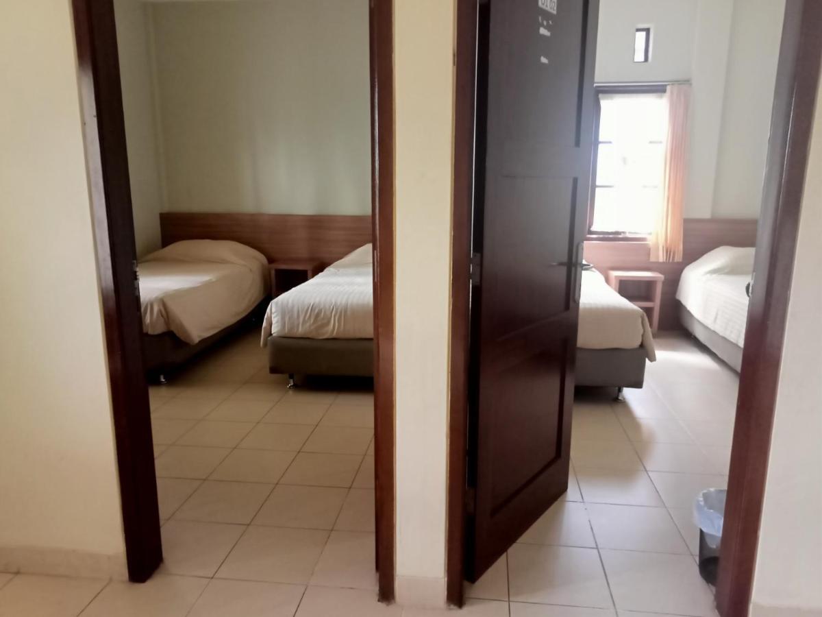 Alfa Resort Hotel And Conference Puncak Extérieur photo