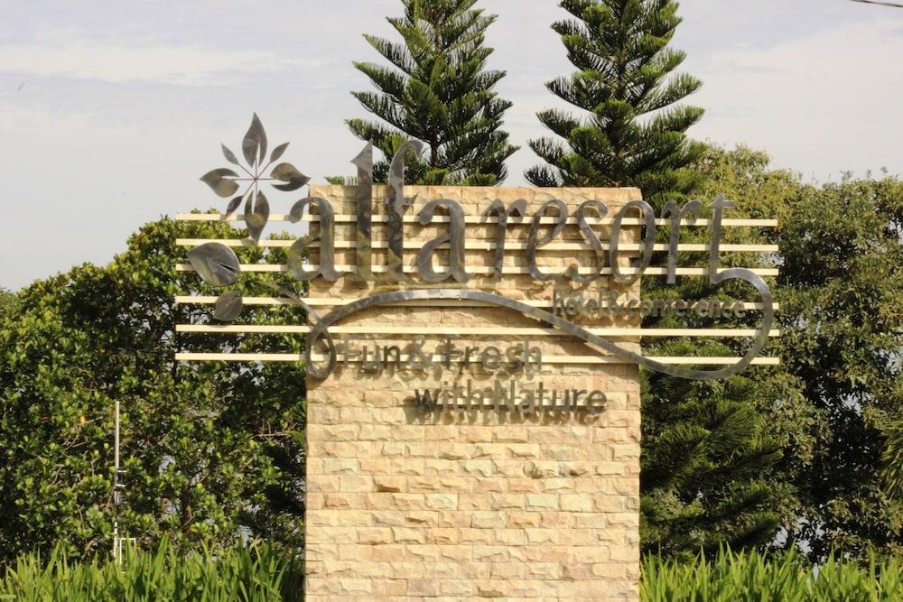 Alfa Resort Hotel And Conference Puncak Extérieur photo